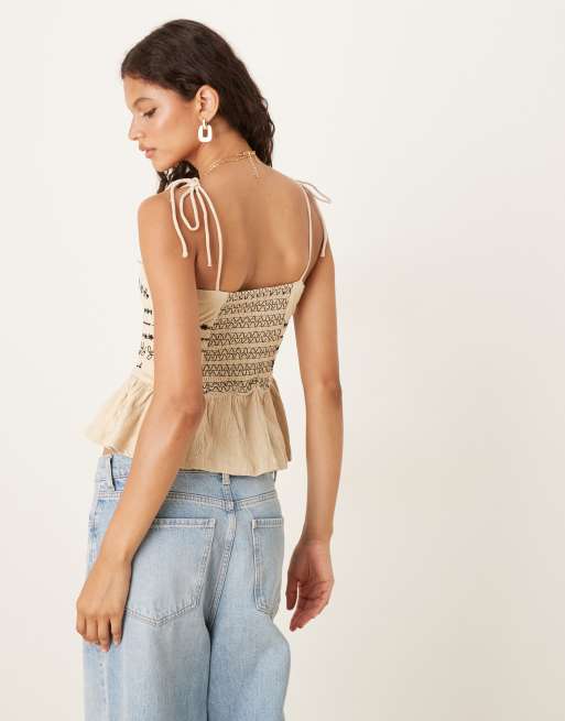 ASOS DESIGN - Beige camisol med broderi og puf i kanten, 2 af 4