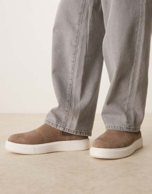 ASOS DESIGN – Beige chelseaboots i mocka, 3 av 4