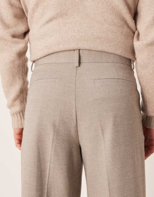 ASOS DESIGN – Beige, figursydda byxor i flanell med vida ben och veck, 5 av 5