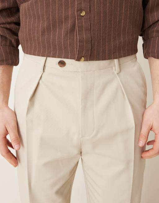ASOS DESIGN – Beige, figursydda byxor i twill med morotspassform och uppvikt kant, 5 av 5