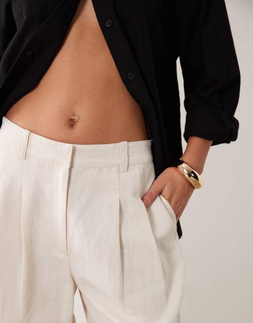 ASOS DESIGN – Beige, figursydda linnebyxor med vida ben och uppvikt kant , 2 av 5