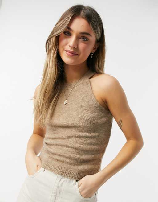 ASOS DESIGN – Beige ribbat set med kofta och topp med halterneck, 2 av 2