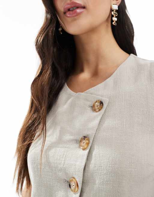 ASOS DESIGN - Beige habitvest med asymmetrisk snit og knapper foran i hørlook, 2 af 4