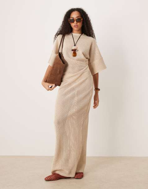 ASOS DESIGN - Beige hæklet T-shirt-midikjole med indsyet detalje - view 1