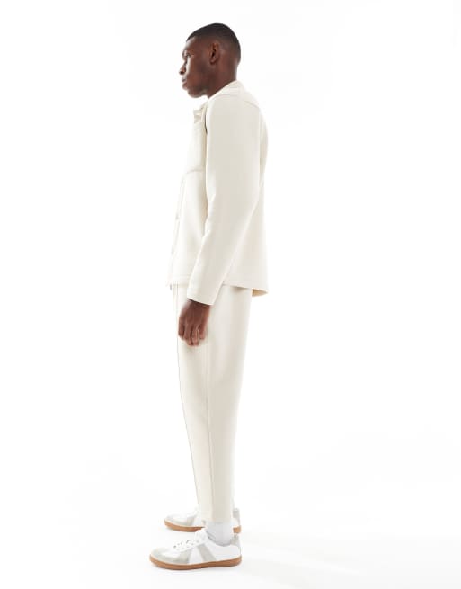 ASOS DESIGN - Beige joggingbukser med tapered fit og fast sømkant samt plisseringer, 3 af 5