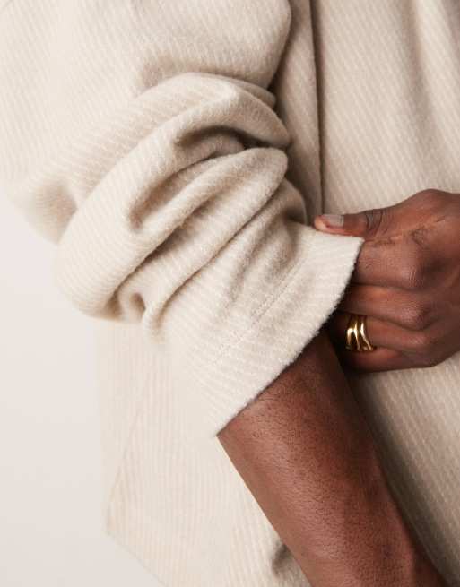 ASOS DESIGN – Beige, kraftig och texturerad pikétröja i oversize med sänkt axelsöm och boxig passform , 3 av 4