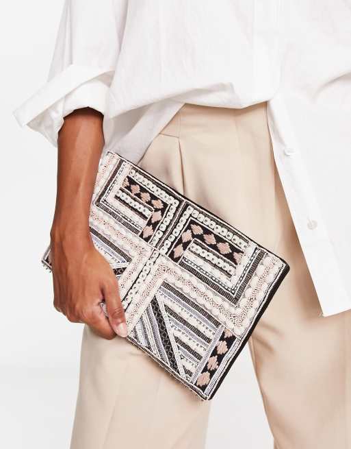 ASOS DESIGN – Beige kuvertväska med pärlor