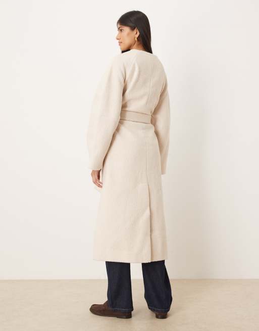 ASOS DESIGN – Beige, lång, formell kappa i bouclé utan krage, 3 av 4
