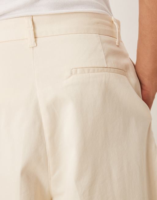 ASOS DESIGN – Beige, långa shorts med extra vida ben, 3 av 5