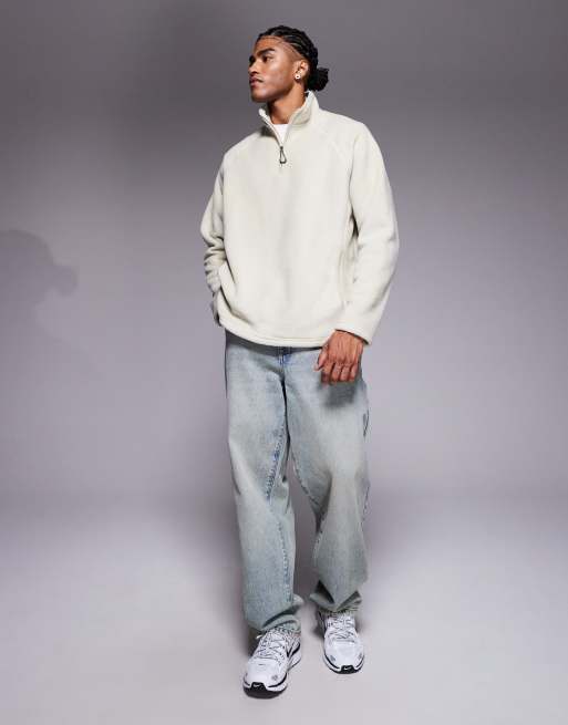 ASOS DESIGN - Beige og afslappet sweatshirt i fleece med ståkrave og kort lynlås, 2 af 5