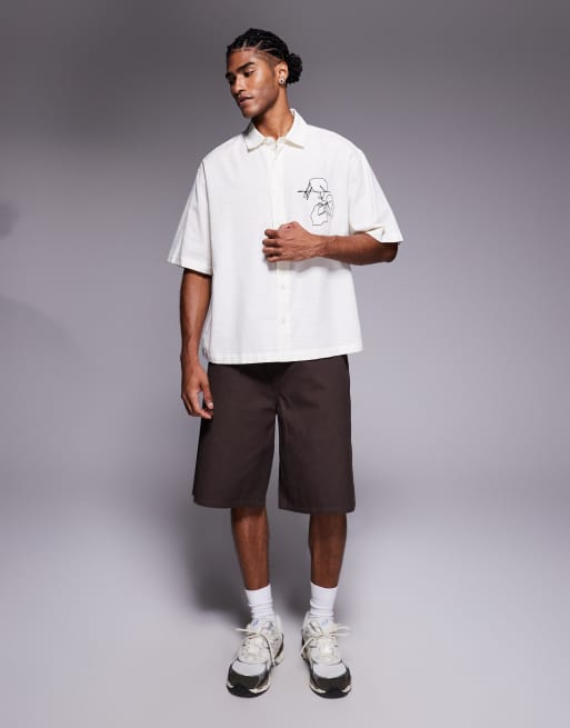 ASOS DESIGN - Beige oversized skjorte med broderi på brystet i firkantet pasform, 3 af 5