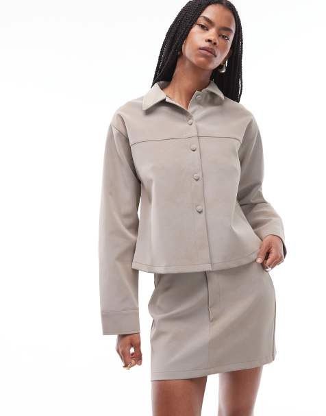 ASOS DESIGN - Beige oversized skjorte med tekstur i læderlook - Del af sæt - view 1