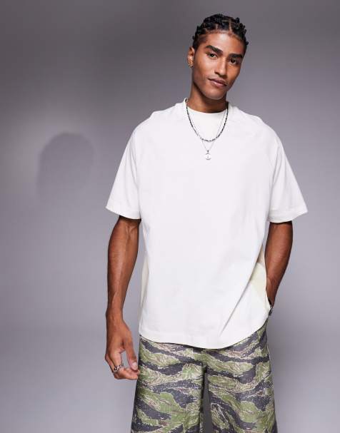 ASOS DESIGN - Beige oversized T-shirt med kontrasterende paneler - view 1