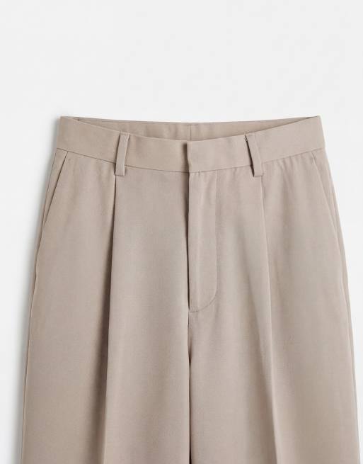 ASOS DESIGN – Beige, plisserade, figursydda byxor med barrelben, 8 av 9