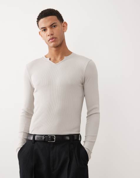 ASOS DESIGN - Beige ribstrikket tætsiddende T-shirt med hakudskæring i halsen og lange ærmer - view 1