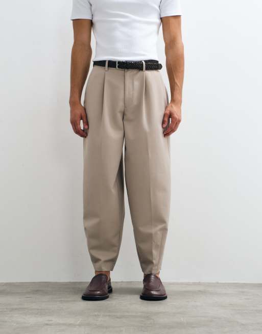 ASOS DESIGN - Beige skræddersyede bukser med barrel-ben og plisseringer, 3 af 7