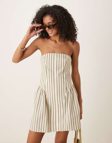 ASOS DESIGN – Beige, strukturerad miniklänning med bandeauringning och randigt mönster - view 1