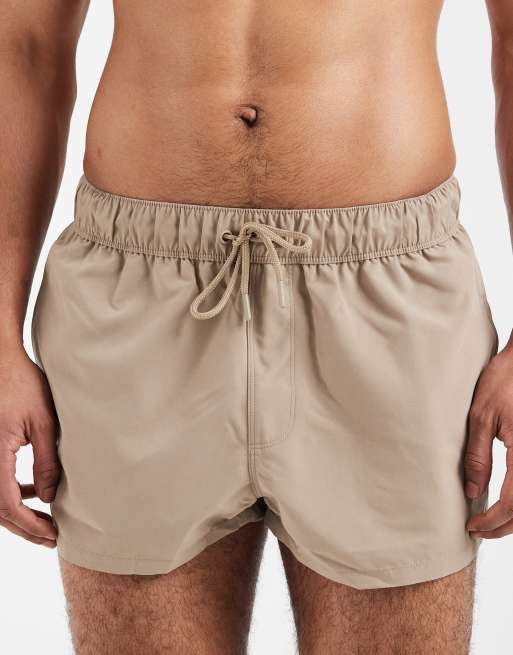ASOS DESIGN – Beige superkorta badshorts, 4 av 5