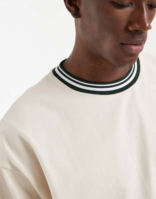 ASOS DESIGN – Beige t-shirt i oversize med boxig passform och kontrastfärgad kant, 4 av 5