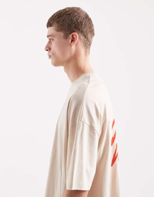 ASOS DESIGN – Beige t-shirt i oversize med texttryck, 4 av 5