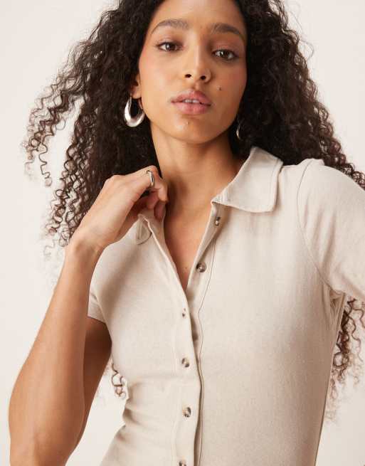 ASOS DESIGN - Beige tea-minikjole med krave, søjlesnit, knapper og afkortede ærmer, 4 af 4