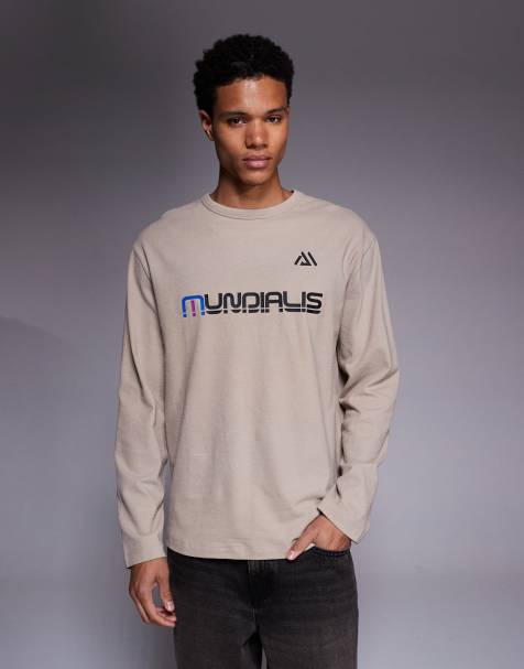 ASOS DESIGN – Beige, texturerad och kraftig t-shirt med avslappnad passform, långa ärmar och fotbollstext - view 1