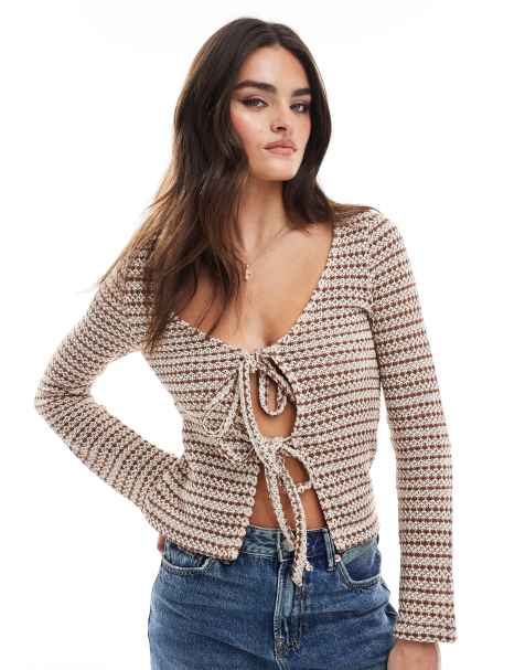 ASOS DESIGN - Beige top med bindebånd foran og striber i strikket look - view 1