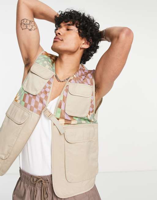 ASOS DESIGN - Beige utility-vest med lommer og ternet print