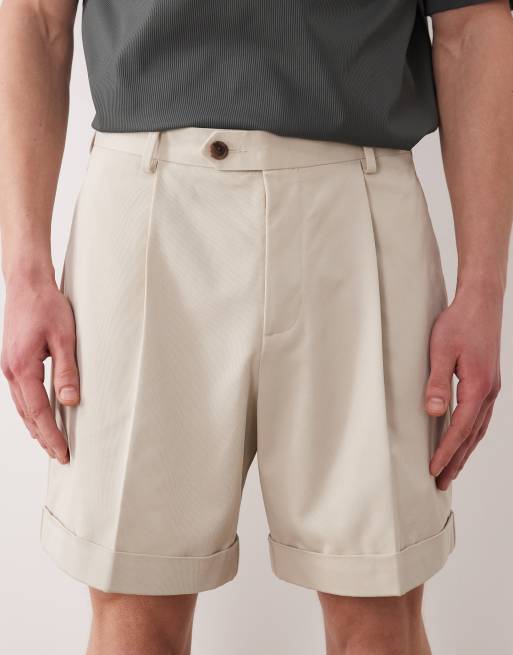 ASOS DESIGN – Beige, vida, figursydda shorts i twill med uppvikta ben, 5 av 5