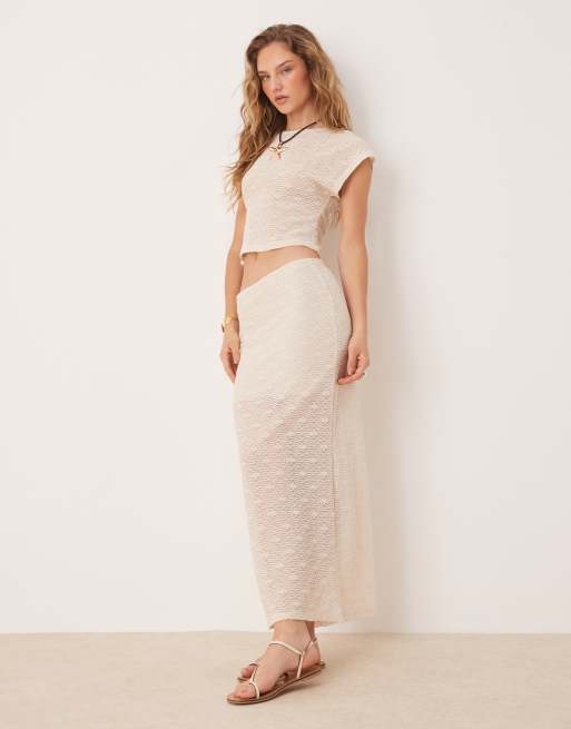 ASOS DESIGN – Beige, virkad, halvskir maxikjol med låg midja, del av set, 2 av 5