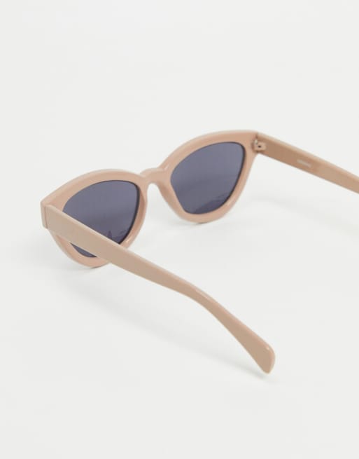 ASOS DESIGN – Beigefärgade solglasögon i cateye-modell , 2 av 4