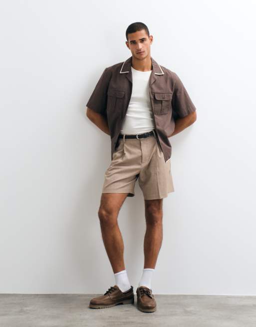 ASOS DESIGN - Beigemelerede skræddersyede shorts med brede ben og plisseringer, 4 af 5