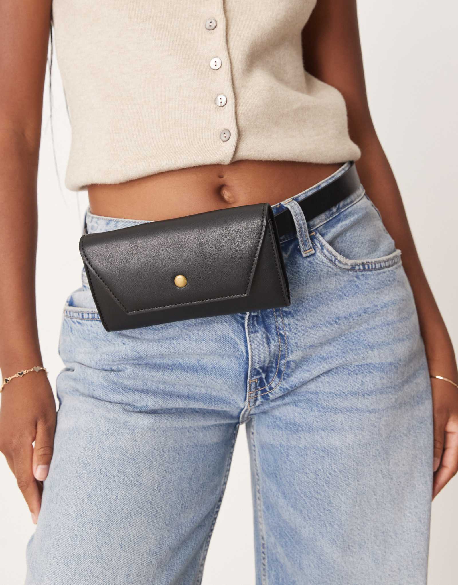 ДИЗАЙНЕРСКАЯ поясная сумка ASOS черного цвета