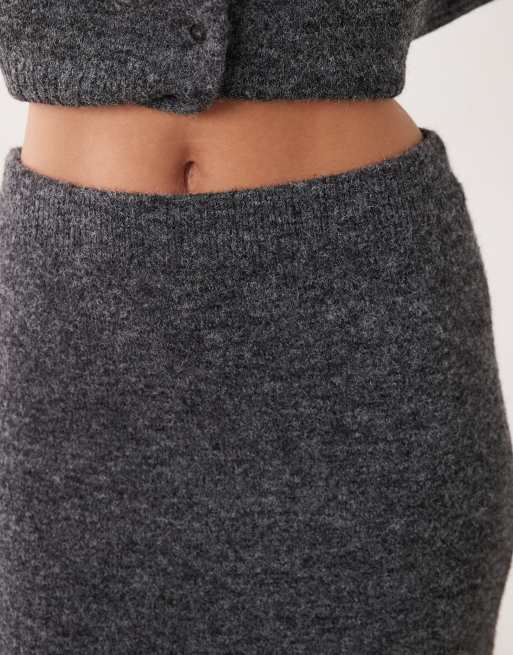ASOS DESIGN belted midi skirt in charcoal (part of a set), 4 of 5