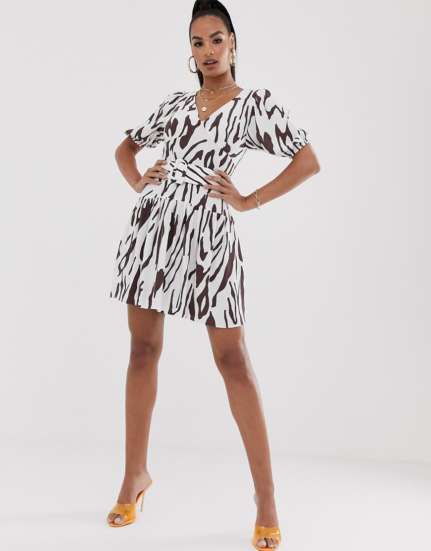 ASOS DESIGN belted mini tea dress with puff sleeve in contemporary print-Multi