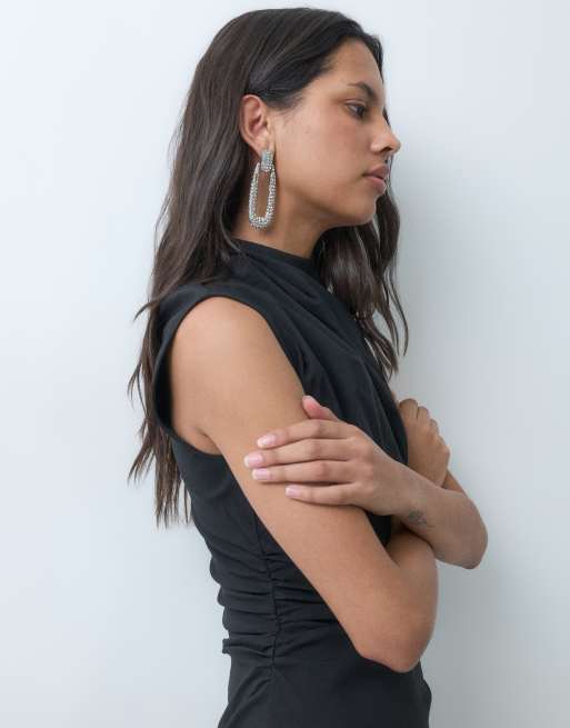 ASOS DESIGN bengalin højhalset ærmeløs minikjole med rynkedetalje i sort, 2 af 5