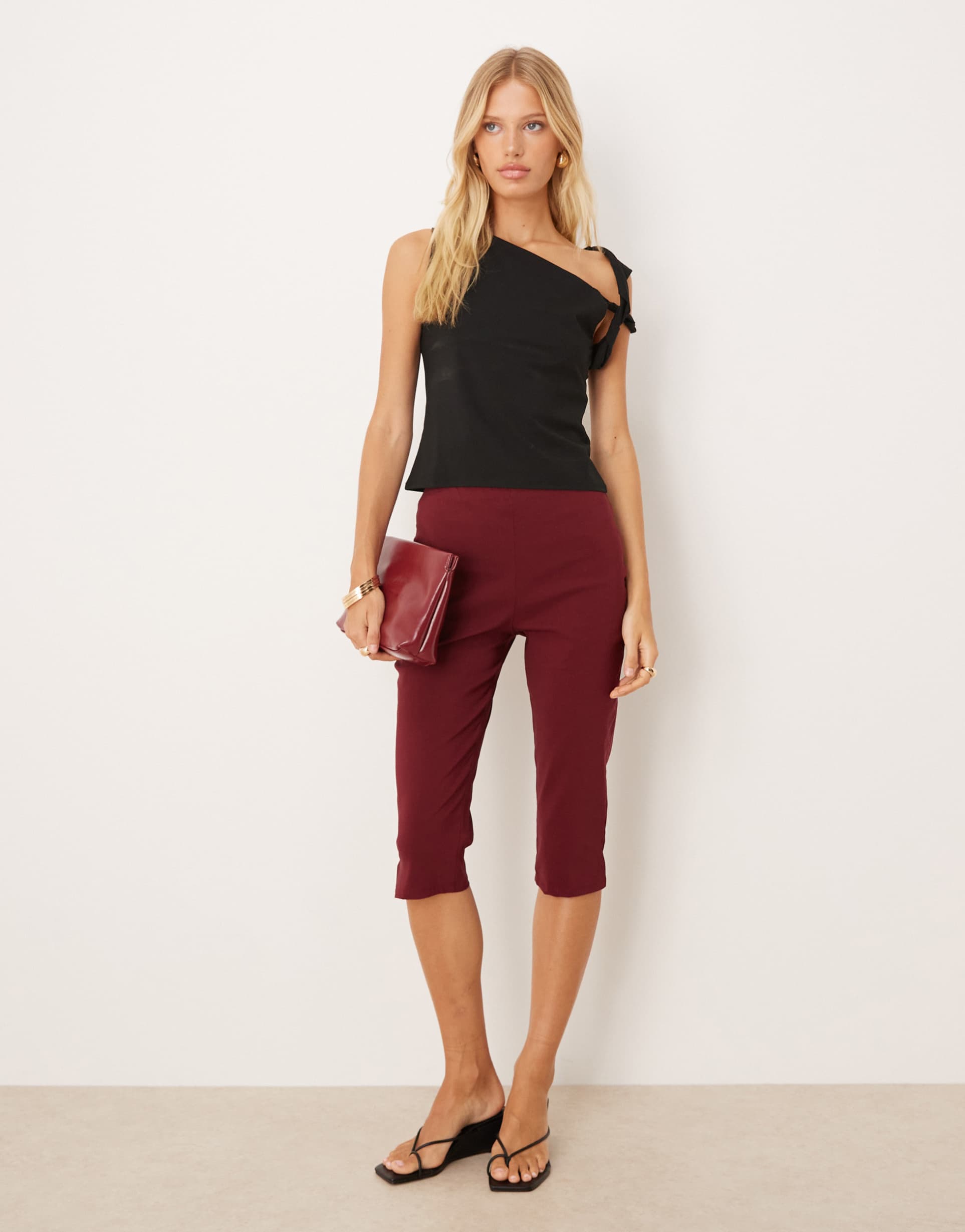 asos design bengaline capri pants with split at sides in burgundy