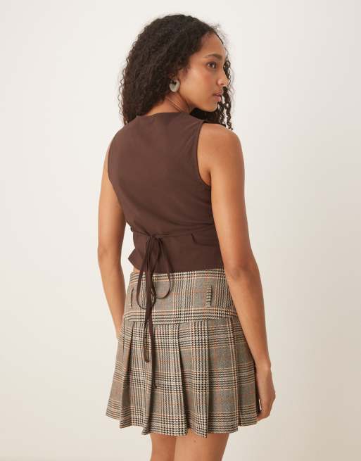 ASOS DESIGN bengaline corset detail waistcoat in chocolate, 3 of 4