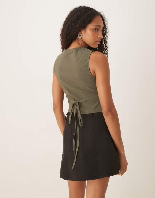 ASOS DESIGN bengaline corset detail waistcoat in green, 3 of 4
