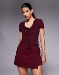 [ASOS DESIGN] ASOS DESIGN bengaline tie side skort in burgundy-Red S Burgundy