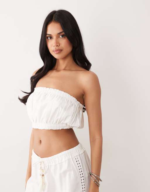 ASOS DESIGN – Benvit, kort bandeau-topp med volangfåll, del av set, 4 av 4