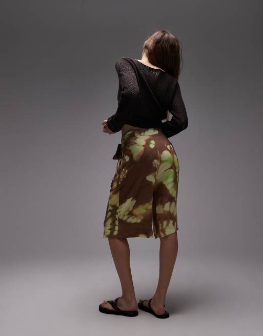 ASOS DESIGN - Bermuda croisé style portefeuille en lin mélangé à imprimé tie-dye, 3 de 5