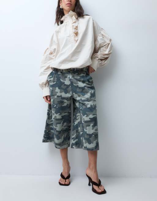 ASOS DESIGN Bermuda in stampa mimetica, 4 di 5