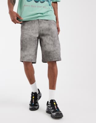 ASOS DESIGN - Bermuda long à imprimé effet duveteux - Gris-multicolore