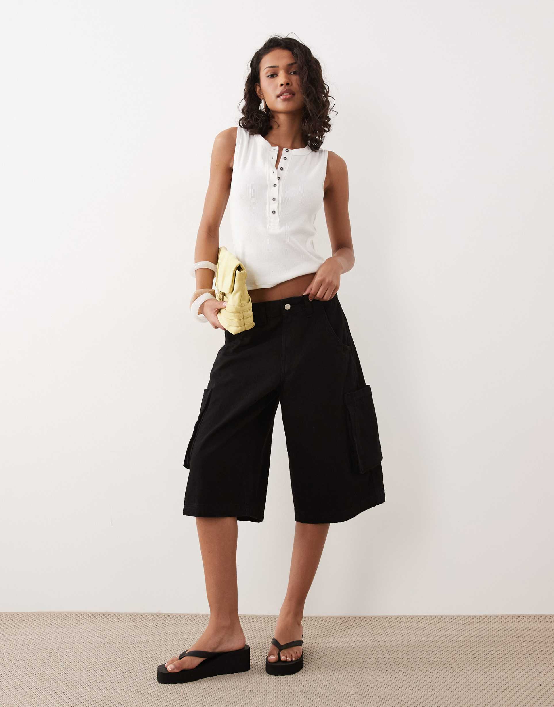 asos design bermuda longer cargo shorts in black
