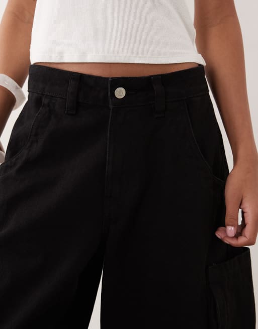 ASOS DESIGN Bermuda longer cargo shorts in black, 3 of 5