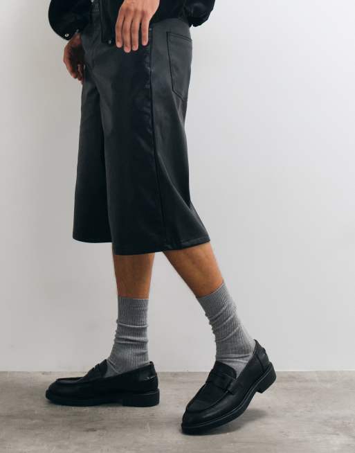ASOS DESIGN bermudas largas de piel sintética negra, 5 de 5