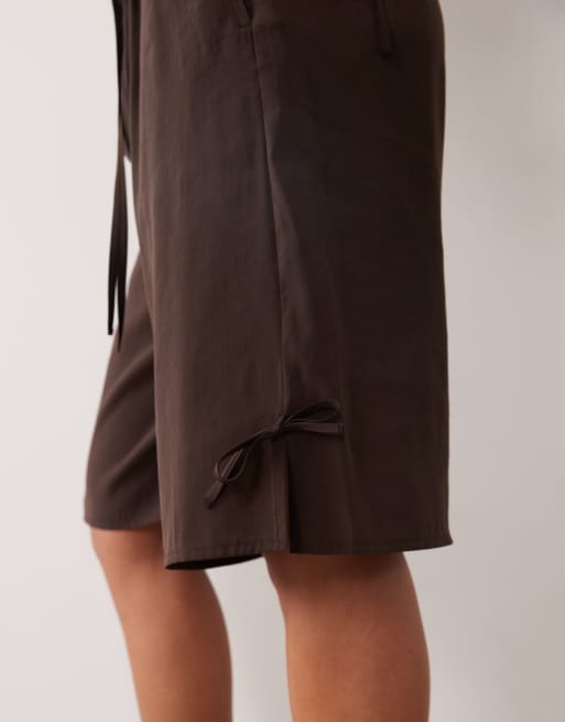 ASOS DESIGN Bermudashorts in Modaloptik, Longline, als Kombiteil, 4 von 5