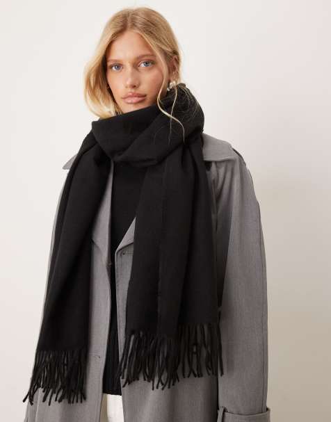 ASOS DESIGN – Besonders weicher, gewebter Schal in Schwarz mit Fransen - view 1