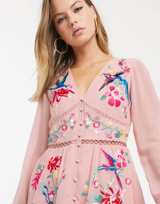 ASOS DESIGN – Besticktes Mini-Skaterkleid mit Spitzenbesatz und Schößchen, 3 von 4